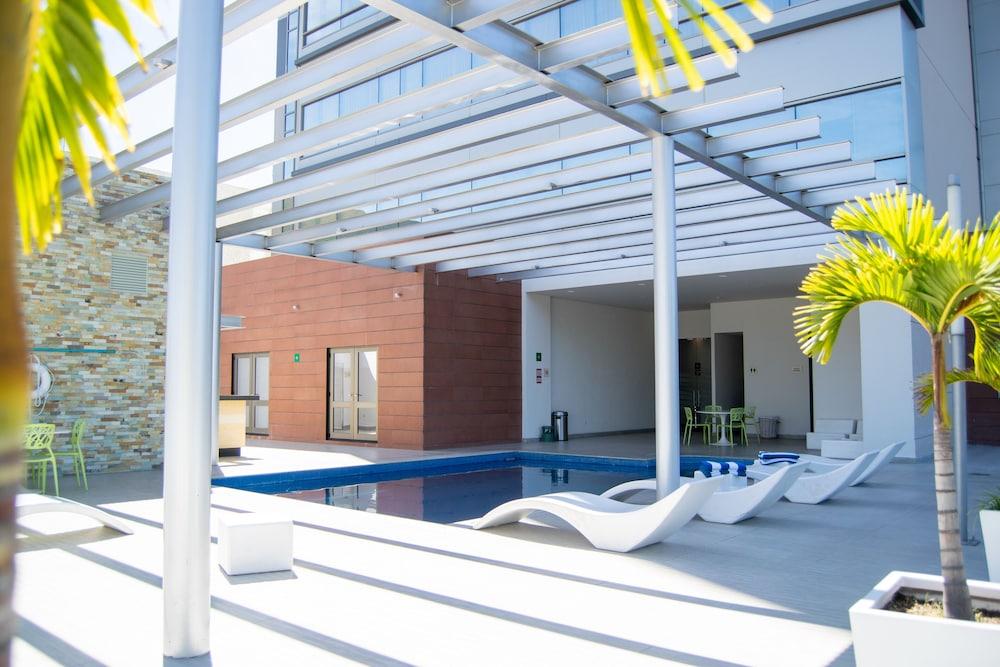 Hilton Garden Inn Leon Poliforum Экстерьер фото