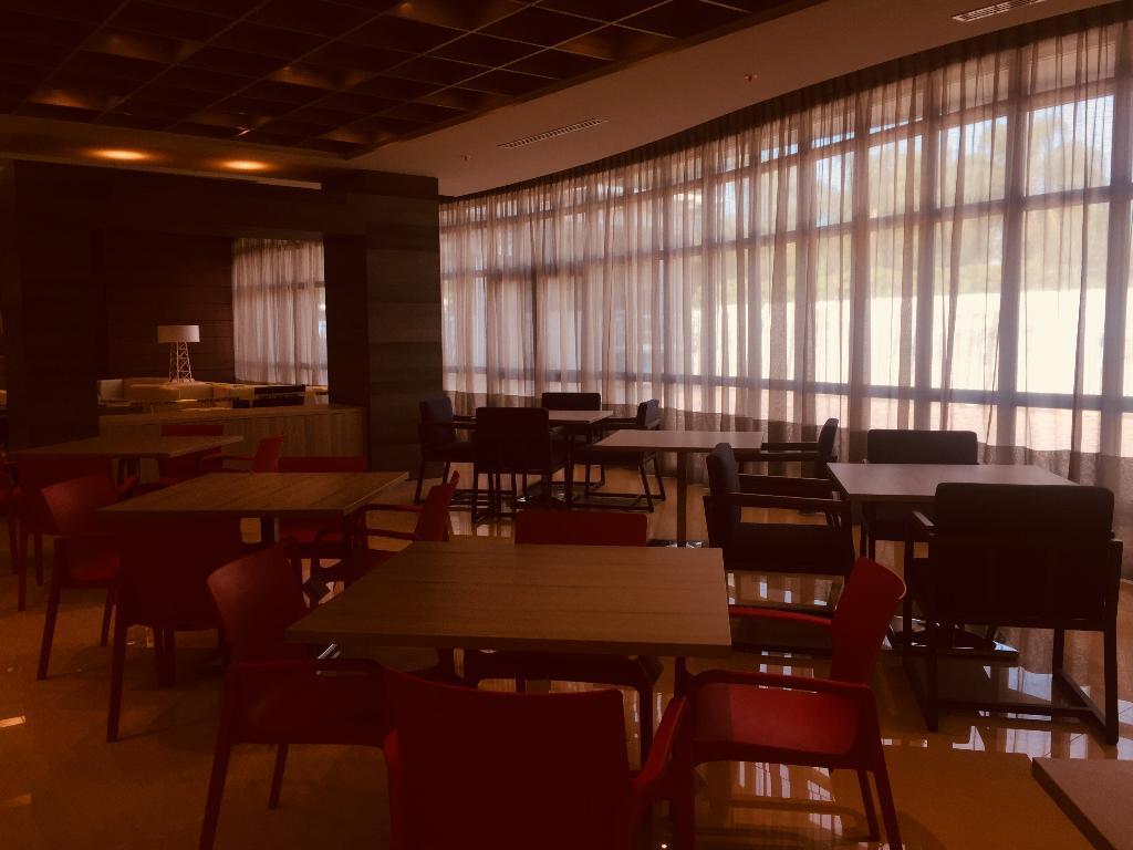 Hilton Garden Inn Leon Poliforum Экстерьер фото