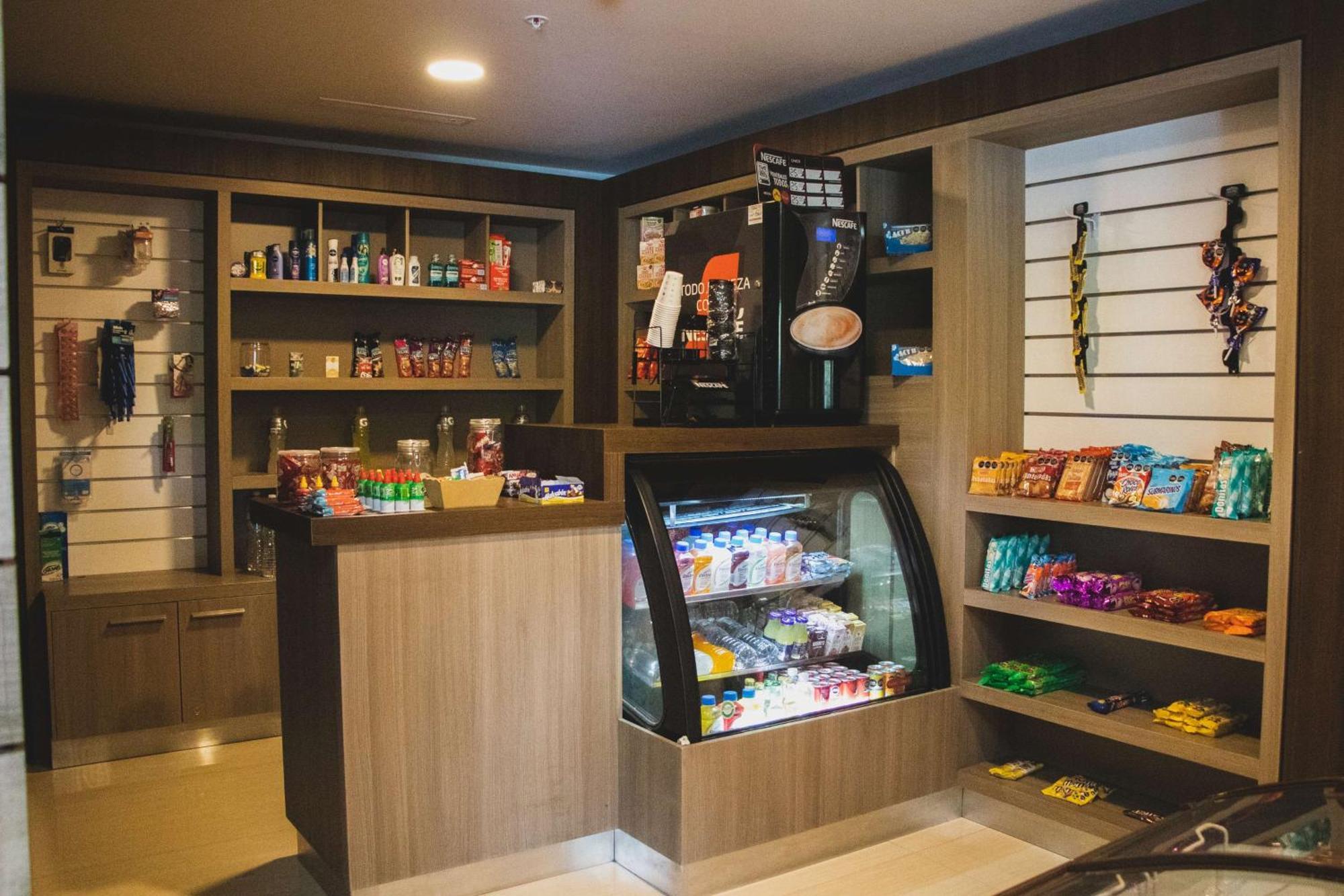 Hilton Garden Inn Leon Poliforum Экстерьер фото