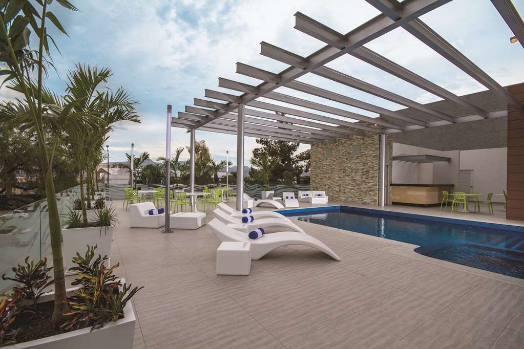 Hilton Garden Inn Leon Poliforum Удобства фото